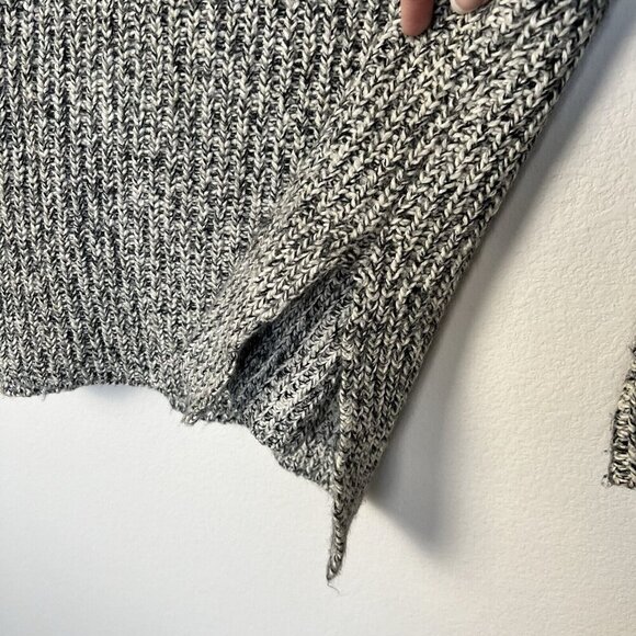 BCBGeneration Chalk Combo Chunky Knit Sweater Cozy Size M/L Relaxed Fit Fall - Picture 4 of 8